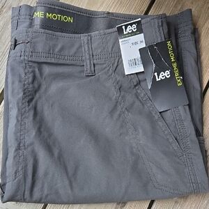 Lee Extreme Motion Crossroad Cargo Shorts